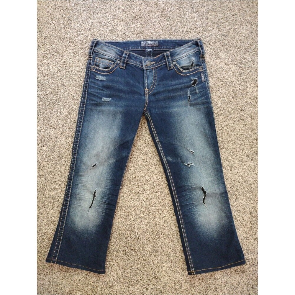 Silver Jeans Frances 18 Flared Capri Women 32x22 Distressed Embroidered Designer